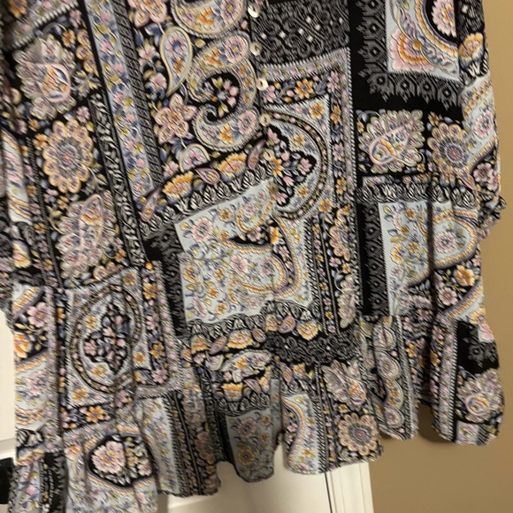 Emma & Michele Long Sleeve Paisley Dress - Black, Blue, Cream - Picture 9 of 9